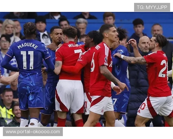 水晶宫与诺丁汉森林因欧战资格举报事件结怨，球迷横幅引发争议