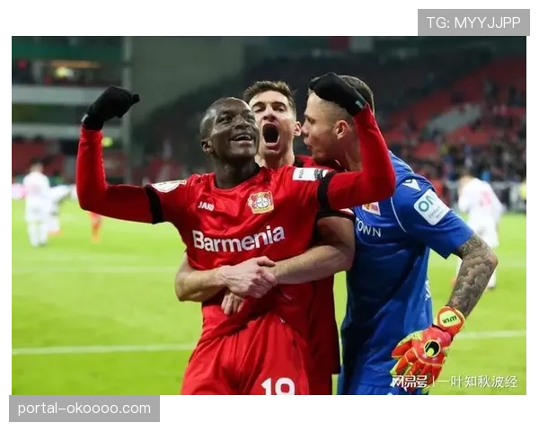 半场数据:斯图加特已累计完成17次成功拦截,暂时遏制药厂地面渗透